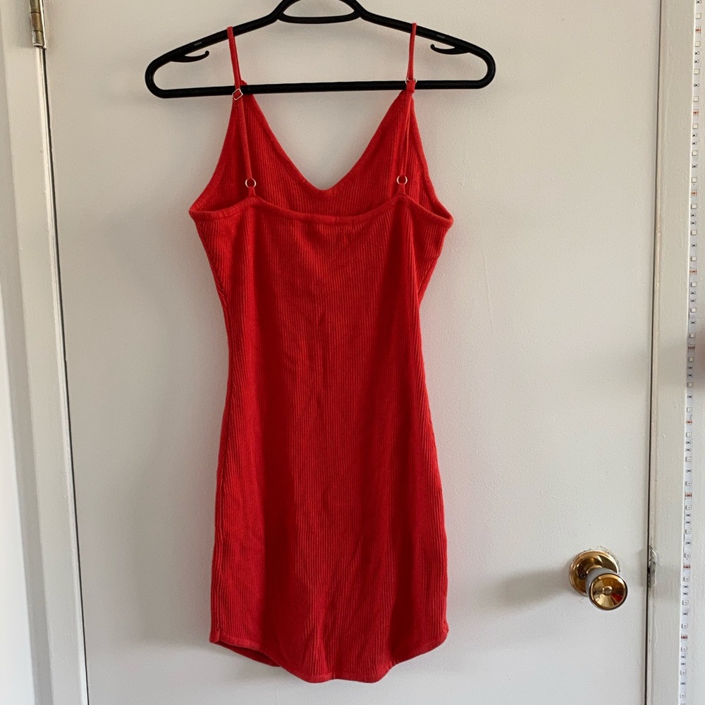 Dress - Picture 2 of 3